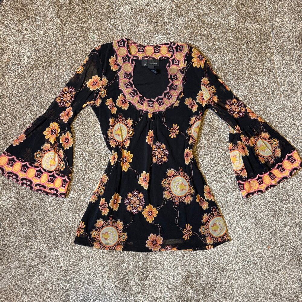 Vtg INC Boho Indie Trendy Black And Multicolor Floral Round Neck Bell 3/4 Sleeve